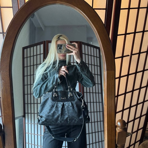 Coach Handbags - COACH Black Signature Pattern Shoulder Bag